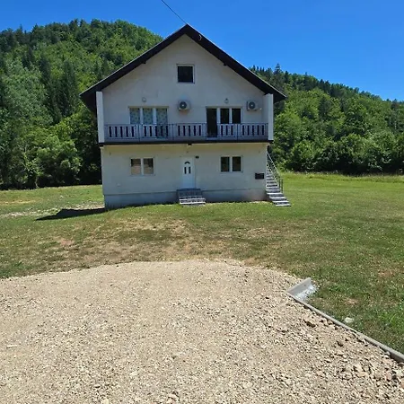 River ヴィラ Olovo